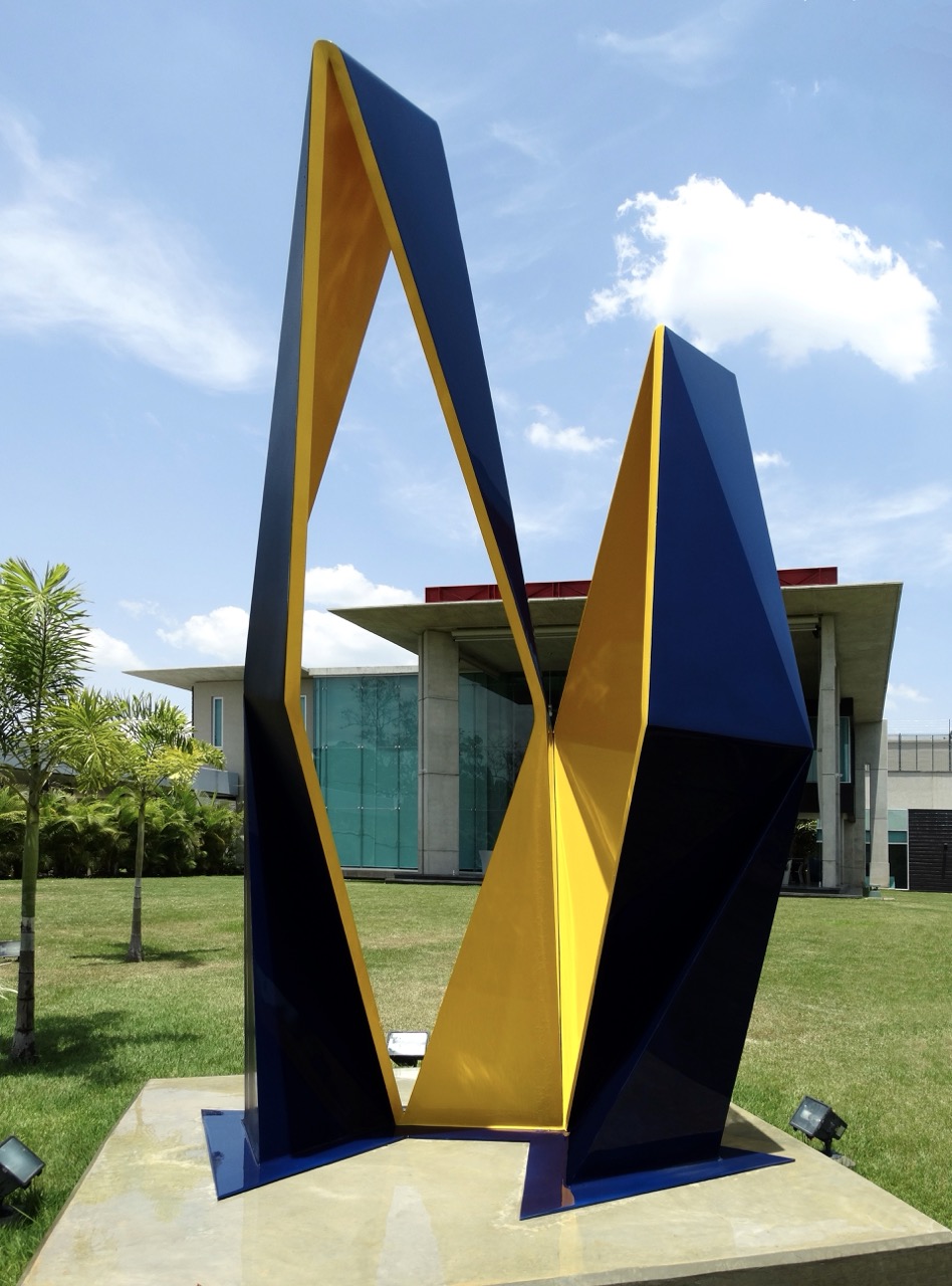 Anillos, de la serie Tensión (2013), Venezuela, escultura de William Barbosa — fotografía 4 de 6