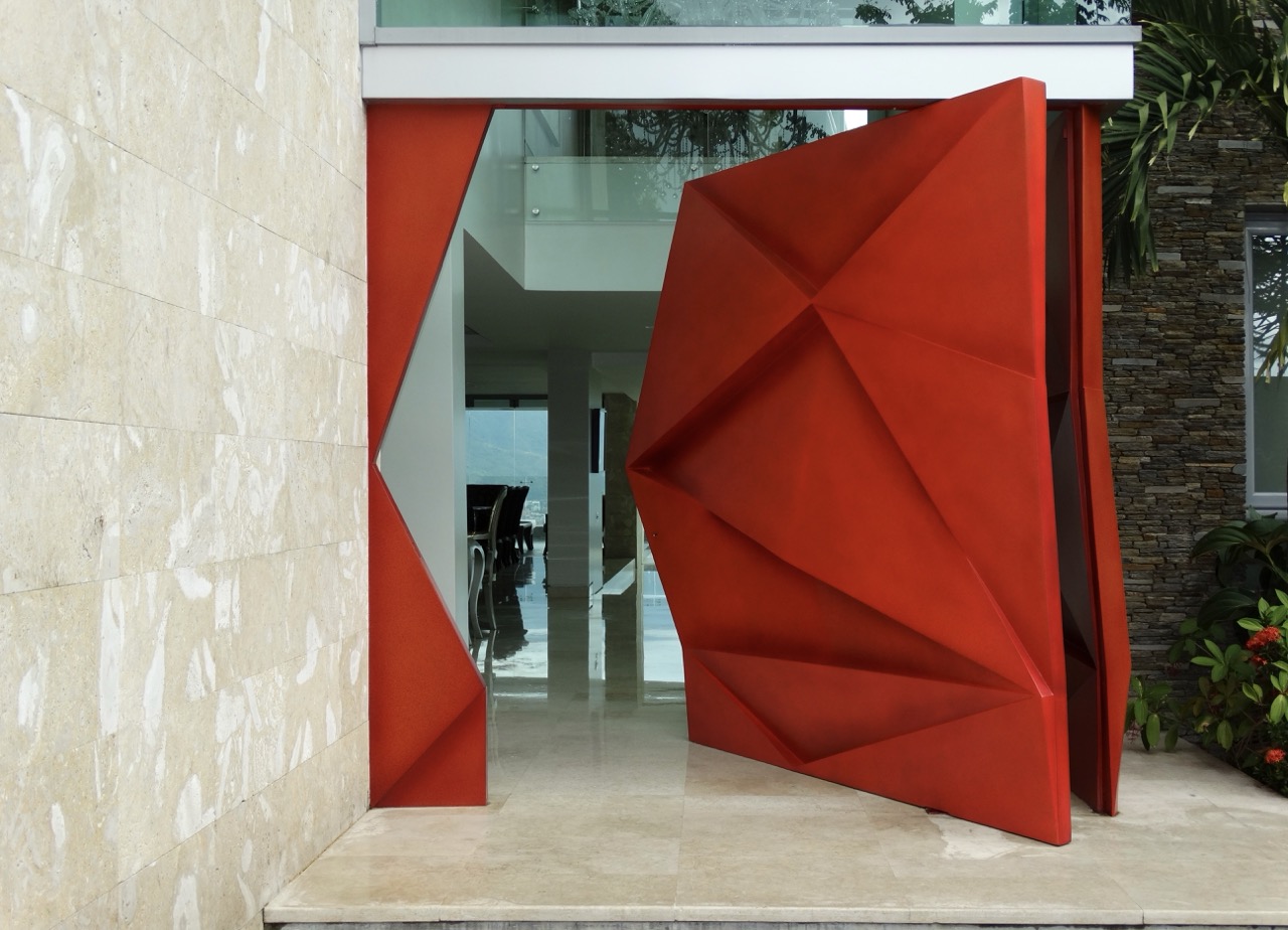Sin título (2009), Venezuela, puerta escultórica de William Barbosa — fotografía 4 de 5