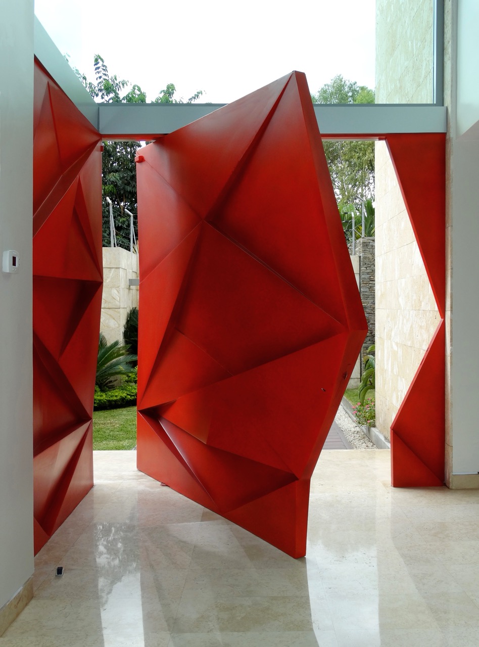 Sin título (2009), Venezuela, puerta escultórica de William Barbosa — fotografía 5 de 5